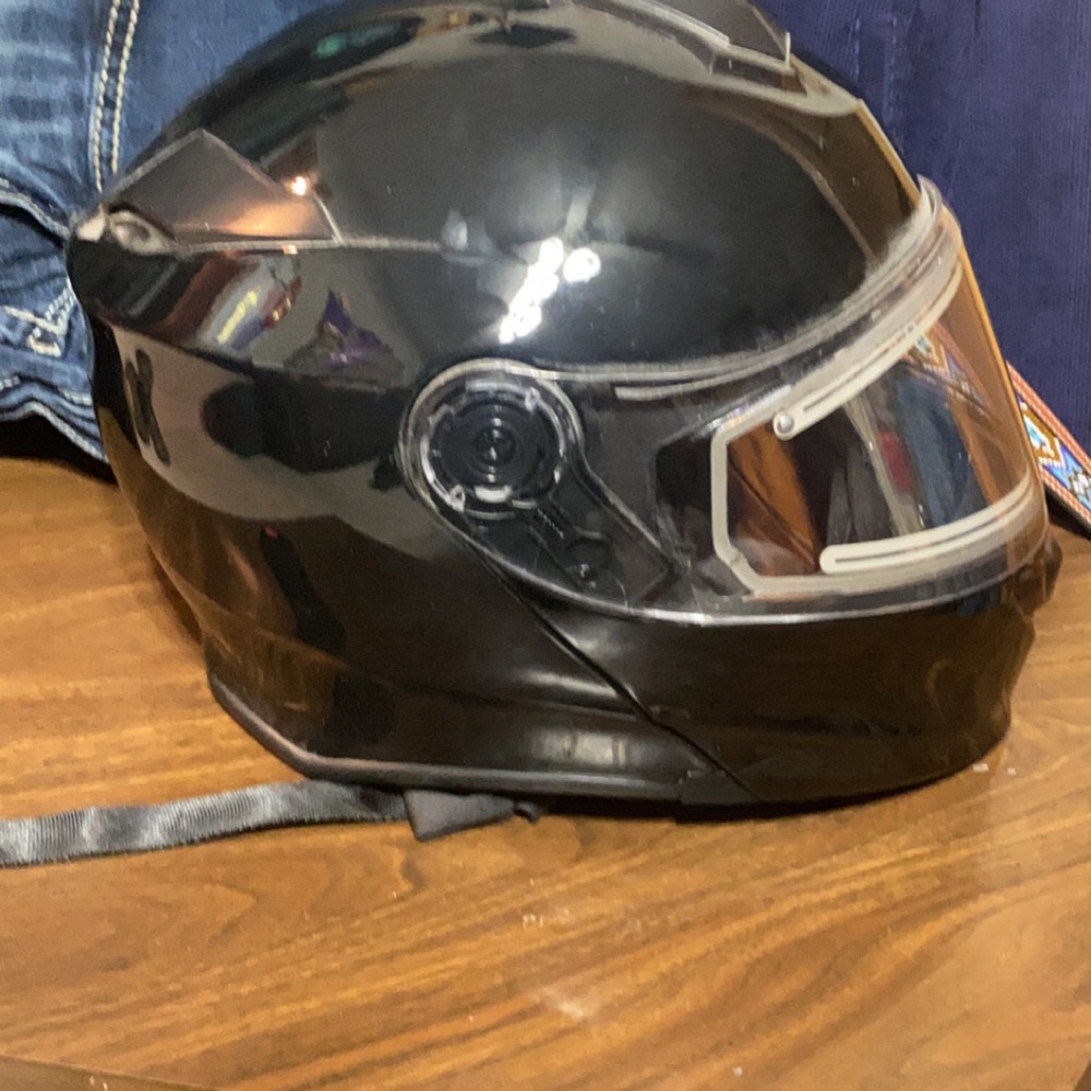 Z1R snowmobile helmet